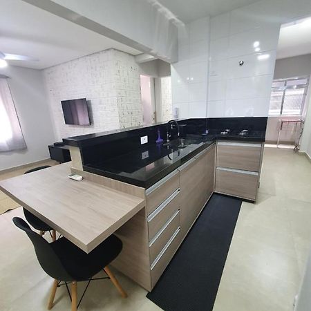 شقة Lindo Apto Enseada Guaruja 2 Qtos 6 Pess 300 Mts Praia المظهر الخارجي الصورة