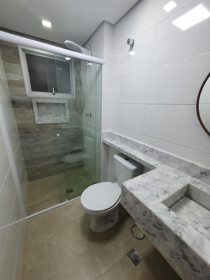 شقة Lindo Apto Enseada Guaruja 2 Qtos 6 Pess 300 Mts Praia المظهر الخارجي الصورة